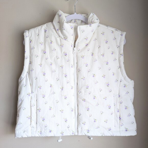 Thread & Supply Cropped Light Puffer Vest - Picture 2 of 8